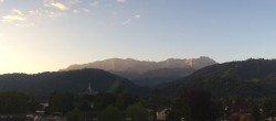 Archiv Foto Webcam Panoramablick Rathaus Garmisch-Partenkirchen 06:00