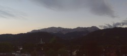 Archiv Foto Webcam Panoramablick Rathaus Garmisch-Partenkirchen 19:00