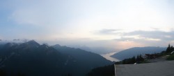 Archiv Foto Webcam Blick auf Eiger, Mönch & Jungfrau 19:00
