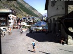 Archiv Foto Webcam Gemeindehaus Zermatt 11:00