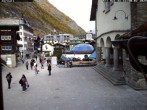 Archiv Foto Webcam Gemeindehaus Zermatt 11:00