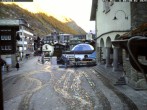 Archiv Foto Webcam Gemeindehaus Zermatt 07:00