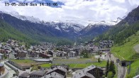 Archiv Foto Webcam Zermatt: Blick auf das Dorf 13:00