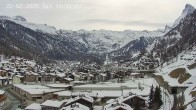 Archiv Foto Webcam Zermatt: Blick auf das Dorf 13:00