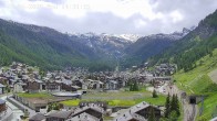 Archiv Foto Webcam Zermatt: Blick auf das Dorf 13:00