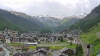 Archiv Foto Webcam Zermatt: Blick auf das Dorf 13:00
