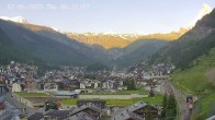 Archiv Foto Webcam Zermatt: Blick auf das Dorf 05:00