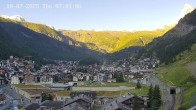 Archiv Foto Webcam Zermatt: Blick auf das Dorf 06:00