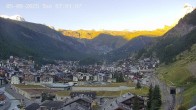 Archiv Foto Webcam Zermatt: Blick auf das Dorf 06:00