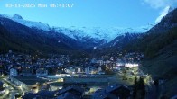 Archiv Foto Webcam Zermatt: Blick auf das Dorf 05:00