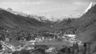 Archiv Foto Webcam Zermatt: Blick auf das Dorf 05:00