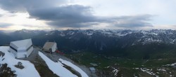 Archiv Foto Webcam Blickrichtung Arosa 05:00