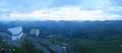 Archiv Foto Webcam Blickrichtung Arosa 05:00