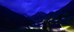 Archiv Foto Webcam Compatsch, 1.700m 03:00