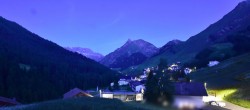 Archiv Foto Webcam Compatsch, 1.700m 03:00