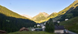 Archiv Foto Webcam Compatsch, 1.700m 05:00