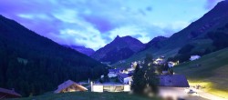Archiv Foto Webcam Compatsch, 1.700m 03:00