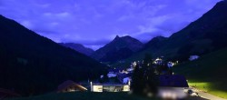 Archiv Foto Webcam Compatsch, 1.700m 03:00