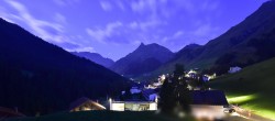Archiv Foto Webcam Compatsch, 1.700m 03:00
