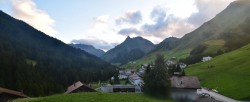 Archiv Foto Webcam Compatsch, 1.700m 19:00