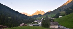 Archiv Foto Webcam Compatsch, 1.700m 05:00