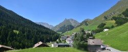 Archiv Foto Webcam Compatsch, 1.700m 11:00