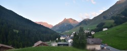 Archiv Foto Webcam Compatsch, 1.700m 05:00