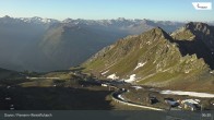 Archiv Foto Webcam Davos Klosters: Parsenn Weissfluhjoch 05:00