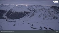 Archiv Foto Webcam Davos Klosters: Parsenn Weissfluhjoch 05:00