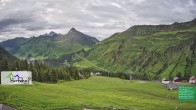 Archiv Foto Webcam Damüls: Blick vom Hertehof 05:00