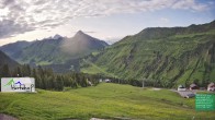 Archiv Foto Webcam Damüls: Blick vom Hertehof 06:00