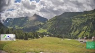 Archiv Foto Webcam Damüls: Blick vom Hertehof 09:00