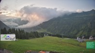 Archiv Foto Webcam Damüls: Blick vom Hertehof 06:00