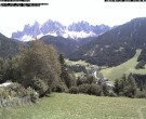 Archiv Foto Webcam Villnöss - Blick auf St. Magdalena und Geisslerspitzen 13:00
