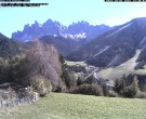 Archiv Foto Webcam Villnöss - Blick auf St. Magdalena und Geisslerspitzen 13:00