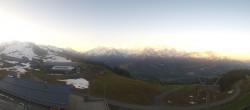 Archived image Webcam Roundshot Meiringen Hasliberg Mid-Station Kaeserstatt 05:00