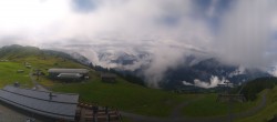 Archived image Webcam Roundshot Meiringen Hasliberg Mid-Station Kaeserstatt 11:00