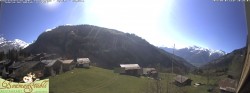 Archived image Webcam Restaurant Bodmenstübli in Bodmen, Leukerbad 09:00