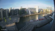 Archiv Foto Webcam Hamburg: HafenCity und Elbphilharmonie 05:00