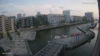 Archiv Foto Webcam Hamburg: HafenCity und Elbphilharmonie 19:00