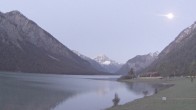 Archived image Webcam Lake Plansee near Reutte 05:00