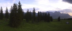 Archiv Foto Webcam Zinggen Pub Alt St. Johann 06:00