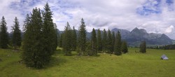 Archiv Foto Webcam Zinggen Pub Alt St. Johann 13:00