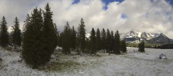 Archiv Foto Webcam Zinggen Pub Alt St. Johann 11:00