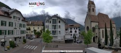 Archived image Webcam Marling - Piazza Chiesa 11:00