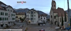 Archived image Webcam Marling - Piazza Chiesa 15:00