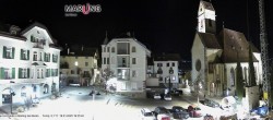 Archived image Webcam Marling - Piazza Chiesa 17:00