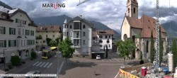 Archived image Webcam Marling - Piazza Chiesa 15:00