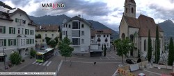 Archived image Webcam Marling - Piazza Chiesa 19:00