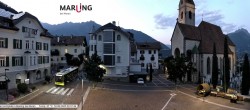 Archived image Webcam Marling - Piazza Chiesa 19:00